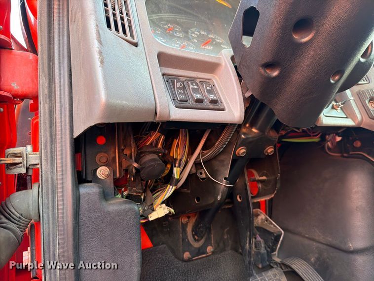 image for item FH6379 2007 International WorkStar 7400 dump truck