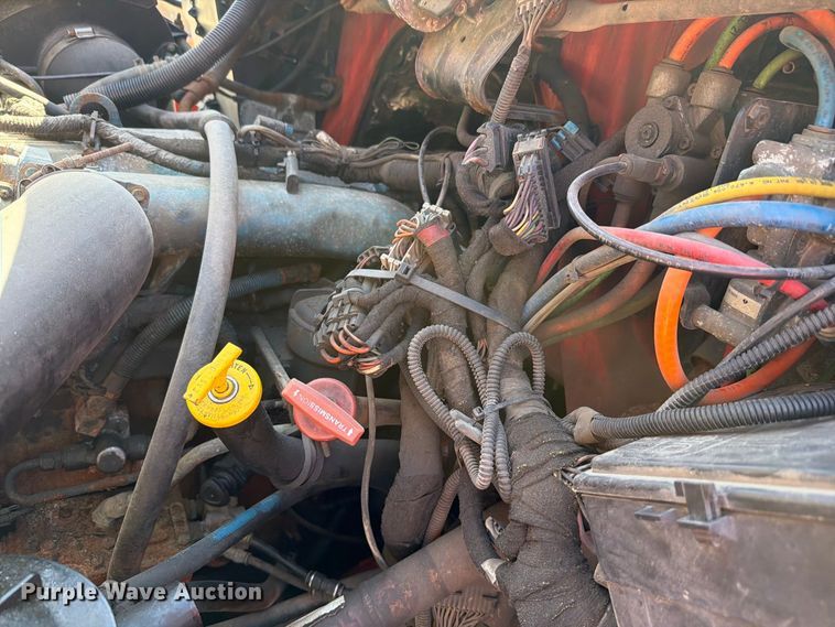 image for item FH6379 2007 International WorkStar 7400 dump truck