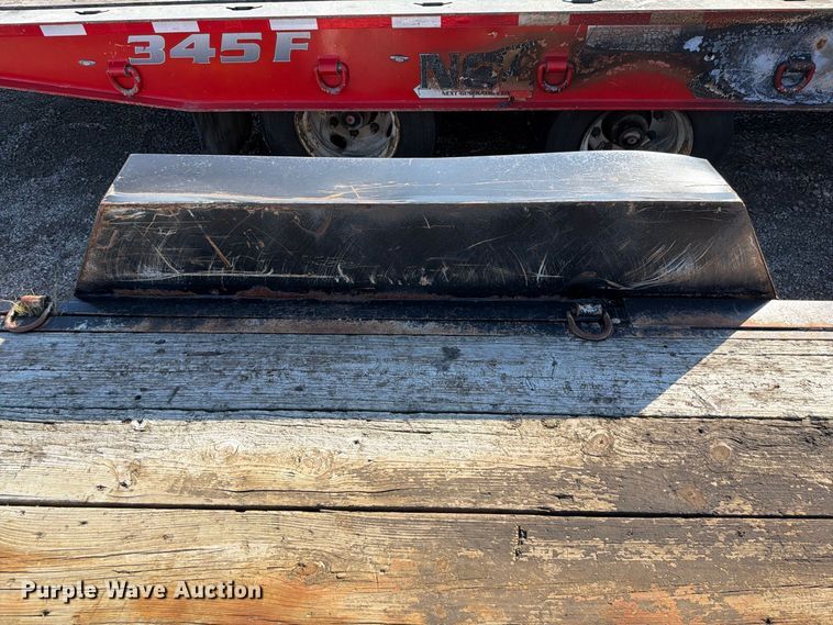 image for item FI0797 2002 Roadhog equipment trailer