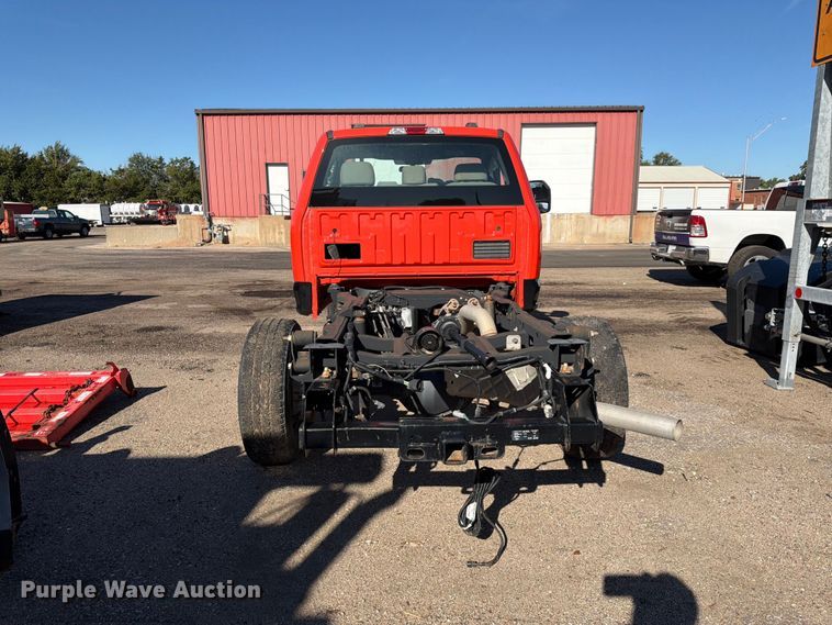 image for item FK3660 2021 Ford F250 Super Duty pickup truck cab and chassis