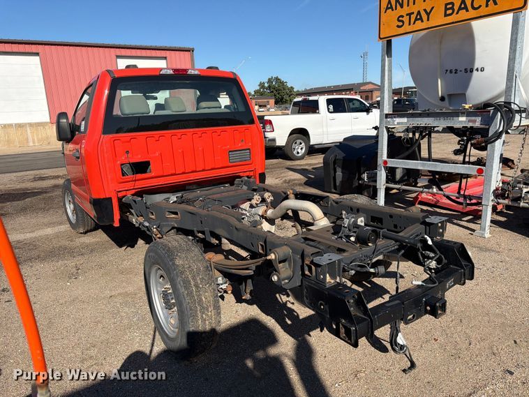 image for item FK3660 2021 Ford F250 Super Duty pickup truck cab and chassis