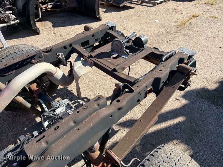 image for item FK3660 2021 Ford F250 Super Duty pickup truck cab and chassis
