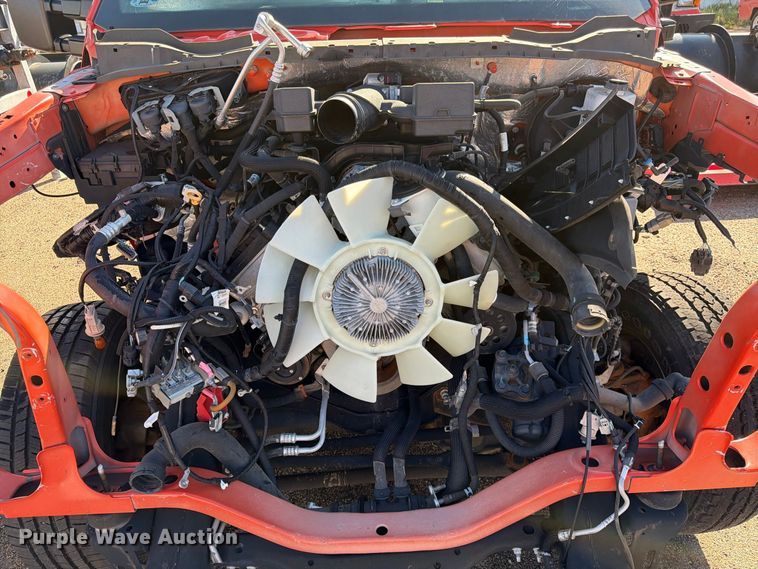 image for item FK3660 2021 Ford F250 Super Duty pickup truck cab and chassis