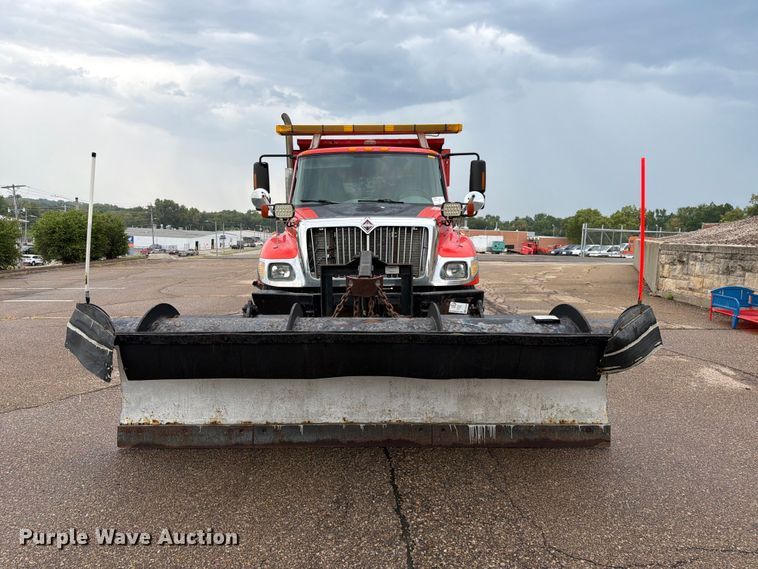 image for item FK3661 2007 International 7400 dump truck
