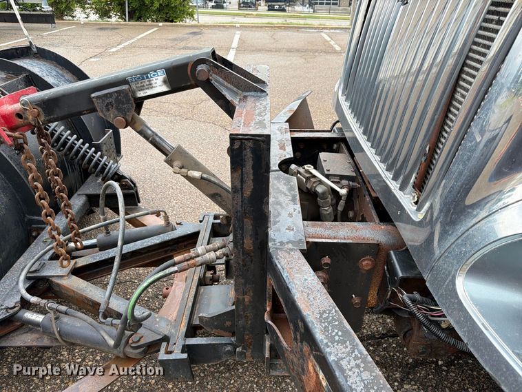 image for item FK3661 2007 International 7400 dump truck