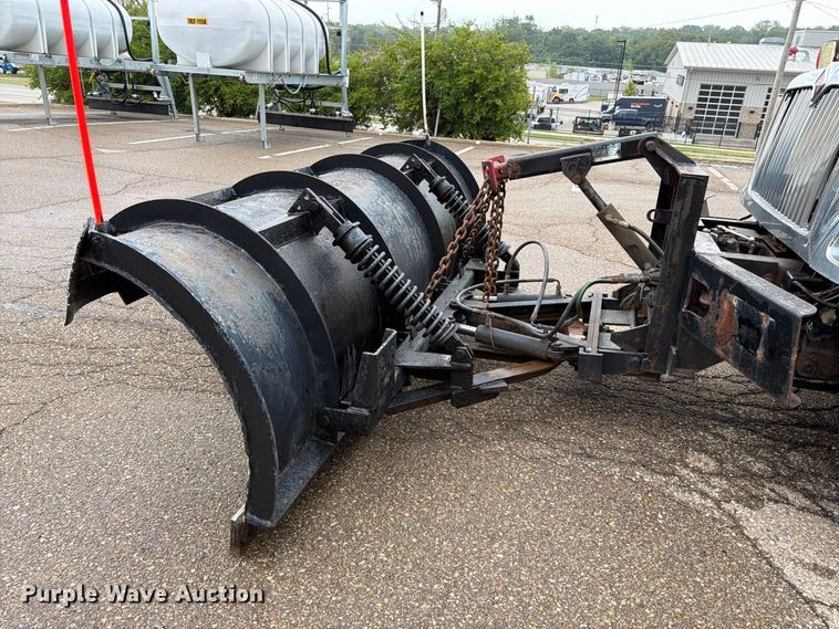 image for item FK3661 2007 International 7400 dump truck