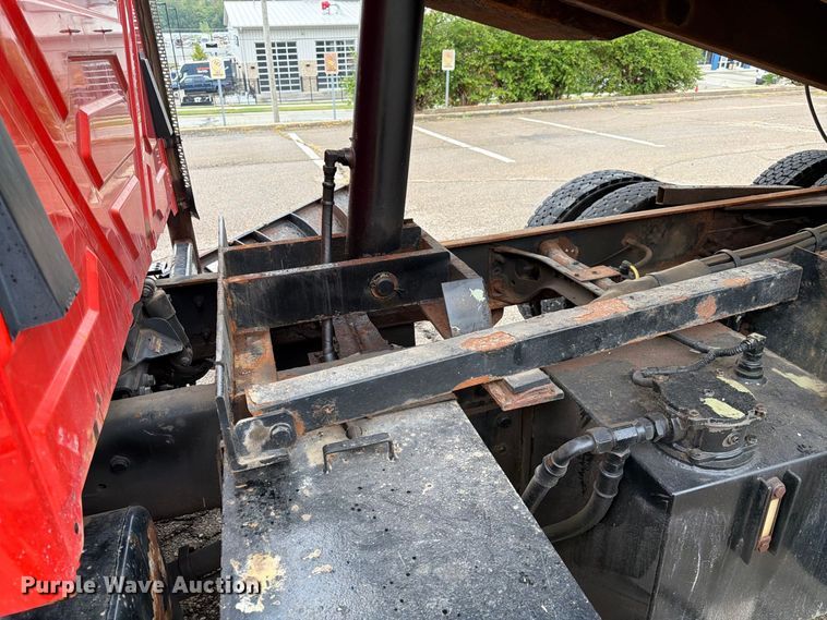 image for item FK3661 2007 International 7400 dump truck