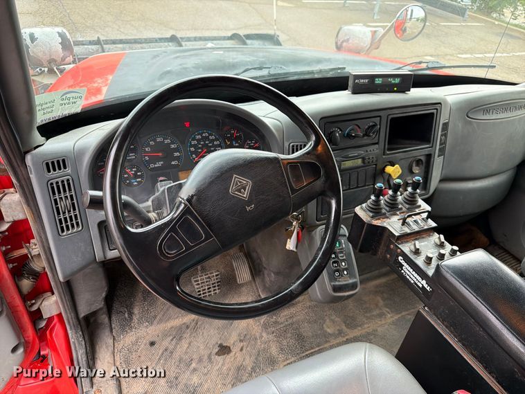 image for item FK3661 2007 International 7400 dump truck