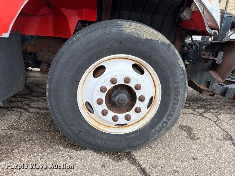 image for item FK3661 2007 International 7400 dump truck