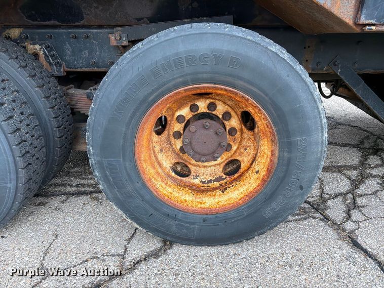 image for item FK3661 2007 International 7400 dump truck