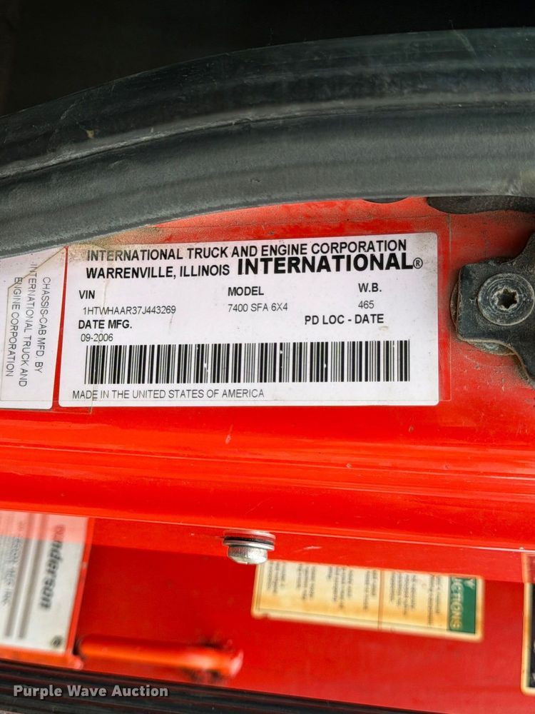 image for item FK3661 2007 International 7400 dump truck