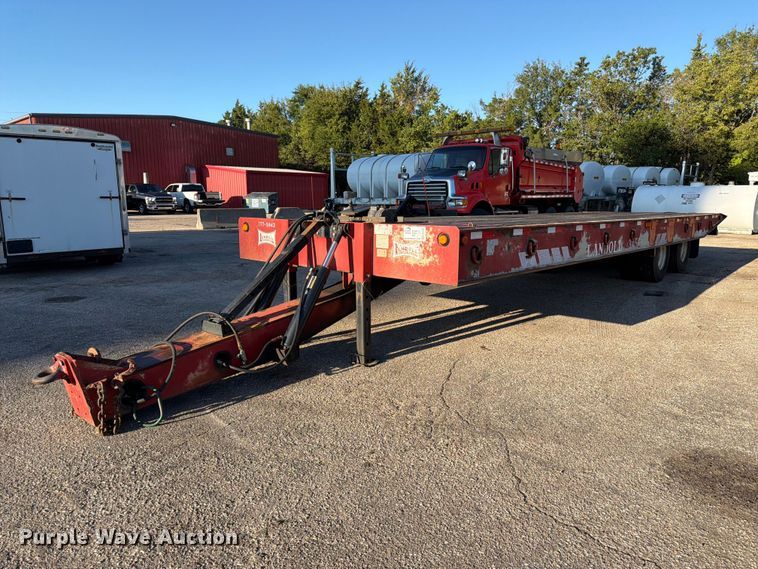 2004 Landoll Corporation 345C tilt deck equipment trailer