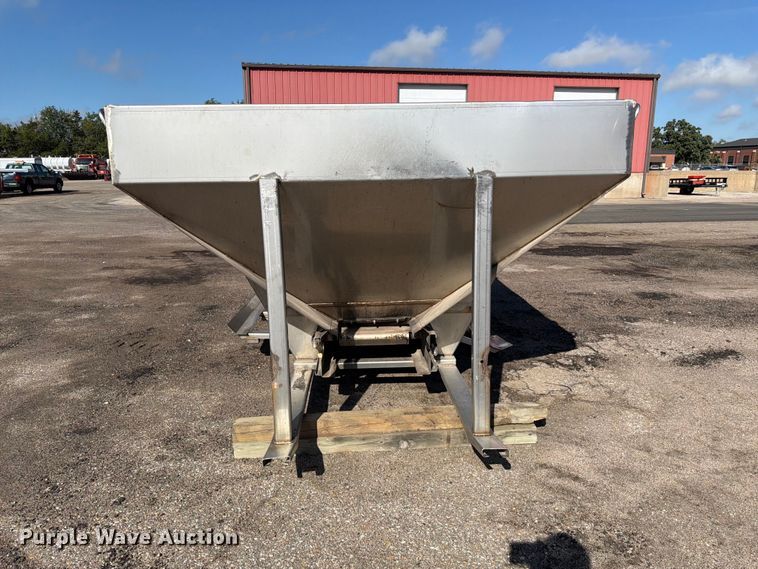 image for item FK3710 Monroe Snow and Ice MV-156-84-56/3041210 spreader