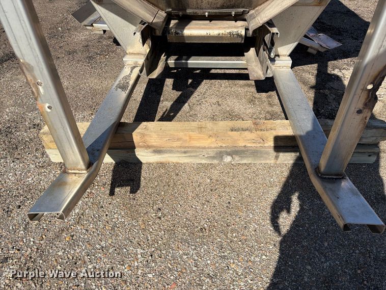 image for item FK3710 Monroe Snow and Ice MV-156-84-56/3041210 spreader