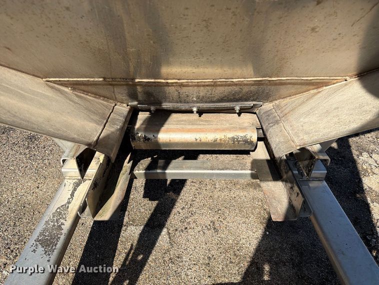 image for item FK3710 Monroe Snow and Ice MV-156-84-56/3041210 spreader