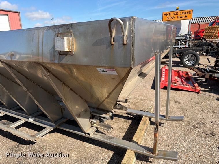 image for item FK3710 Monroe Snow and Ice MV-156-84-56/3041210 spreader