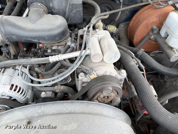 image for item FN1506 2002 Chevrolet Silverado 1500 pickup truck