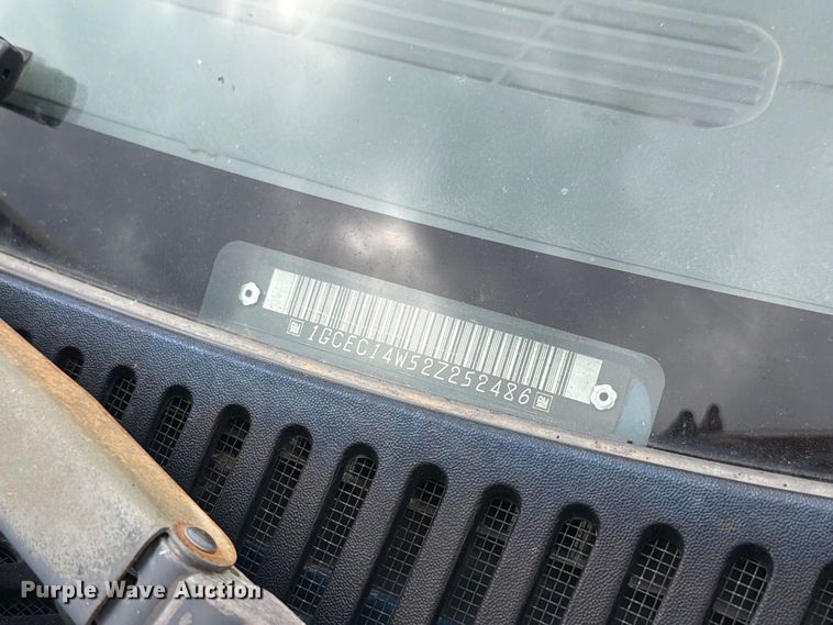 image for item FN1506 2002 Chevrolet Silverado 1500 pickup truck