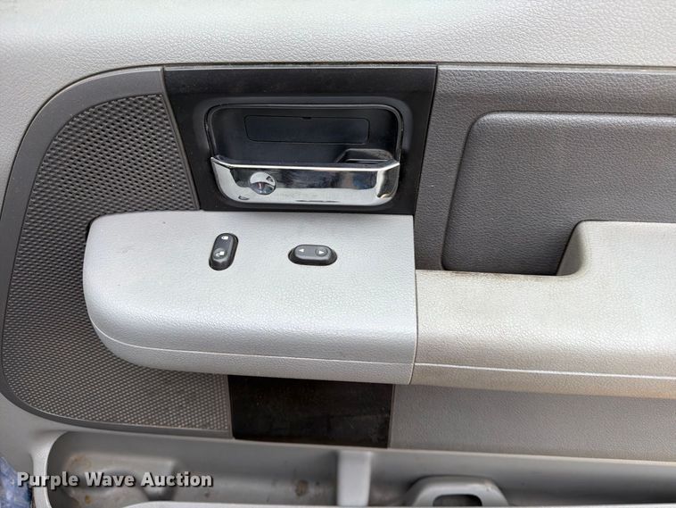 image for item FN1516 2007 Ford F150 Ext. Cab pickup truck