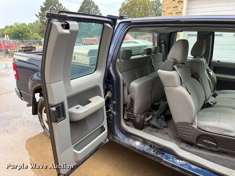 image for item FN1516 2007 Ford F150 Ext. Cab pickup truck