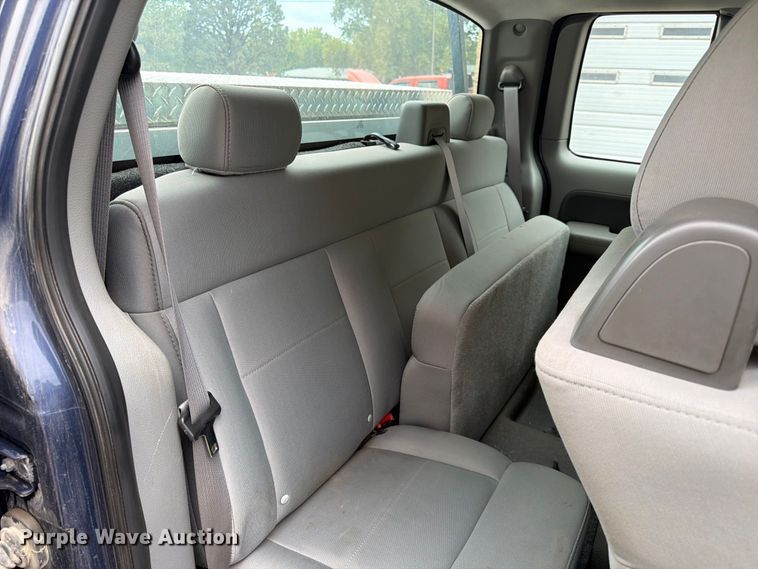 image for item FN1516 2007 Ford F150 Ext. Cab pickup truck