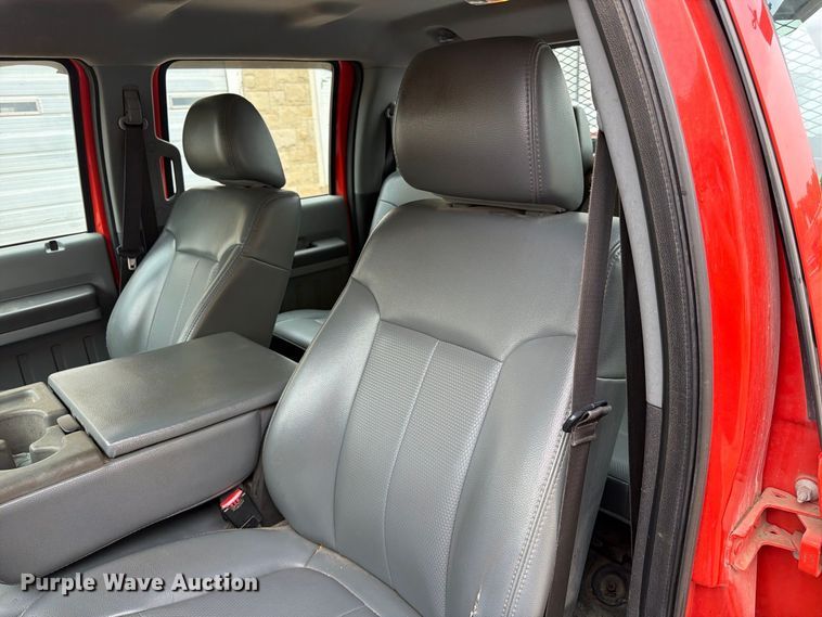 image for item FN1517 2011 Ford F250 Super Duty Crew Cab utility bed pickup truck
