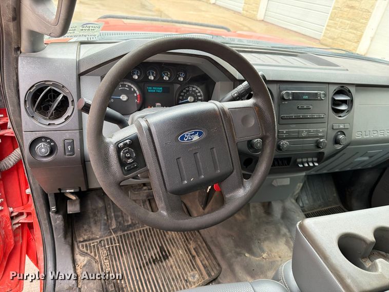 image for item FN1517 2011 Ford F250 Super Duty Crew Cab utility bed pickup truck