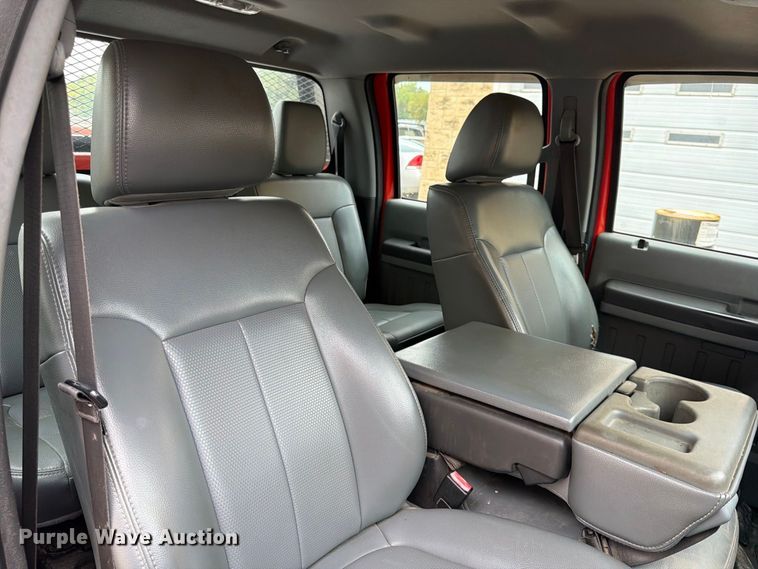 image for item FN1517 2011 Ford F250 Super Duty Crew Cab utility bed pickup truck