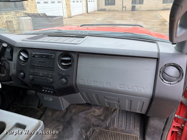 image for item FN1517 2011 Ford F250 Super Duty Crew Cab utility bed pickup truck
