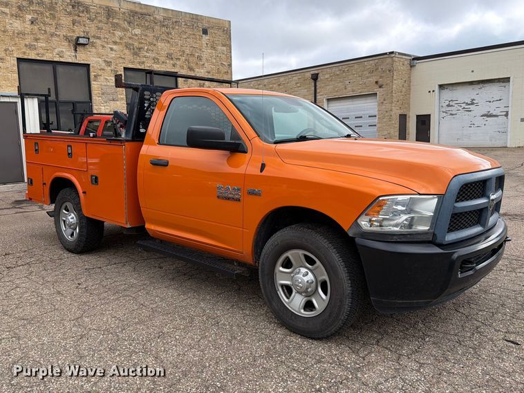 image for item FN1518 2018 RAM 2500 heavy duty utility bed pickup truck