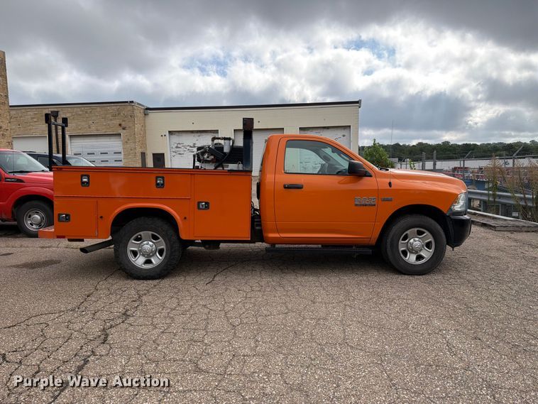 image for item FN1518 2018 RAM 2500 heavy duty utility bed pickup truck