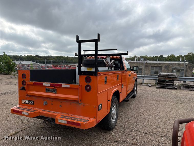 image for item FN1518 2018 RAM 2500 heavy duty utility bed pickup truck