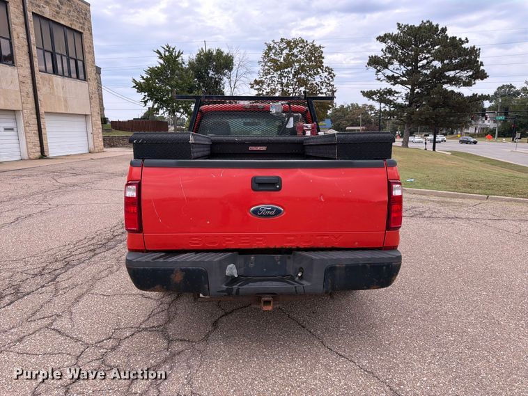 image for item FN1519 2011 Ford F250 Super Duty pickup truck