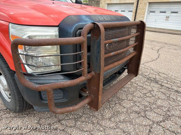 image for item FN1519 2011 Ford F250 Super Duty pickup truck