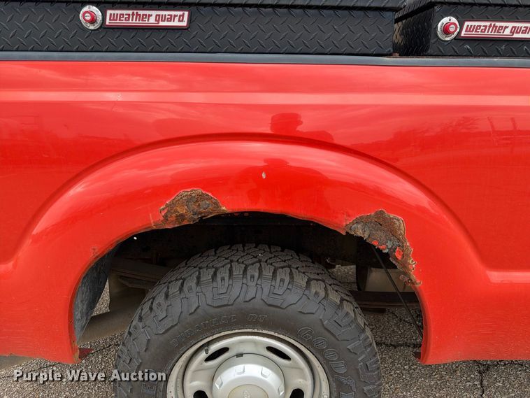 image for item FN1519 2011 Ford F250 Super Duty pickup truck