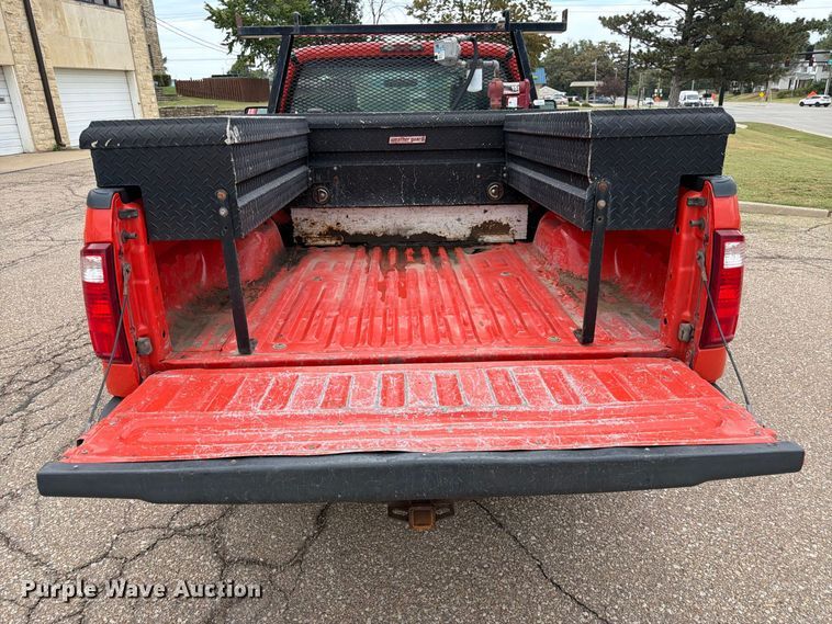 image for item FN1519 2011 Ford F250 Super Duty pickup truck