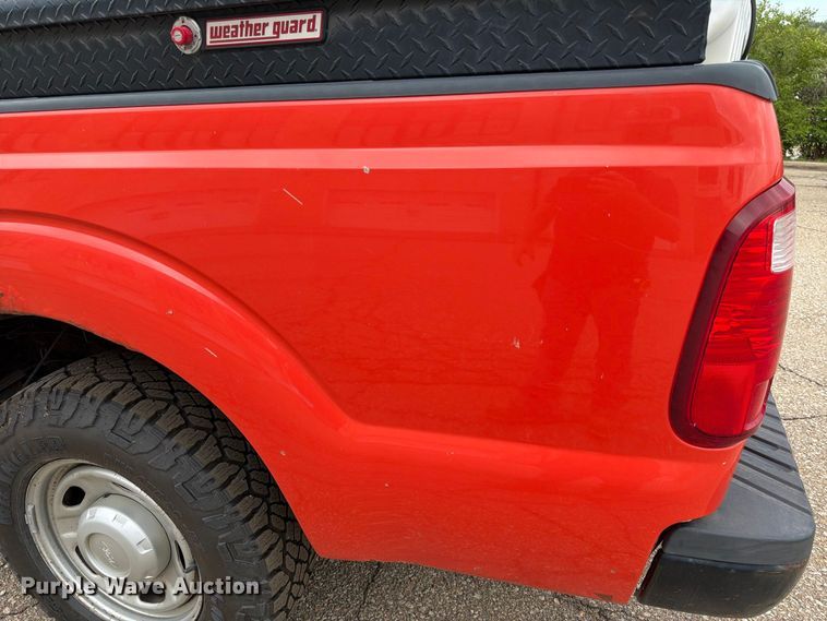 image for item FN1519 2011 Ford F250 Super Duty pickup truck