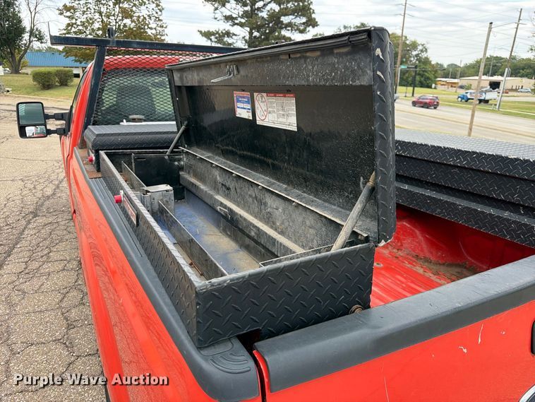 image for item FN1519 2011 Ford F250 Super Duty pickup truck