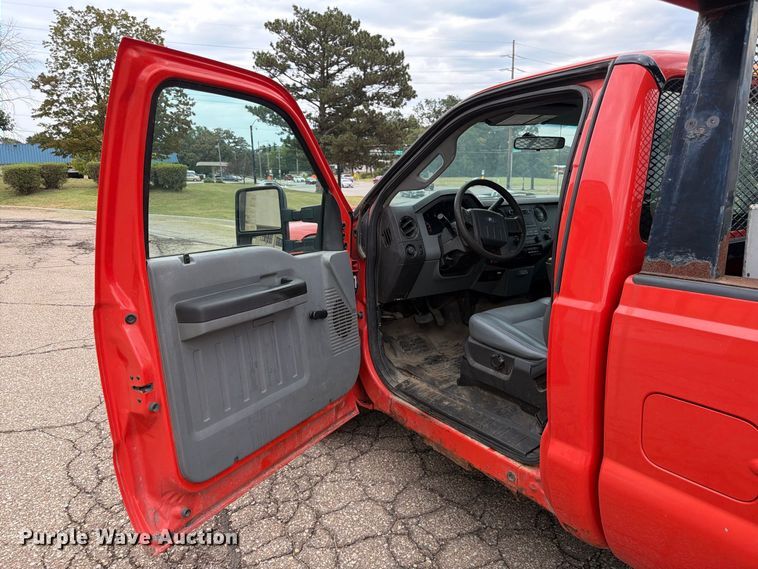 image for item FN1519 2011 Ford F250 Super Duty pickup truck