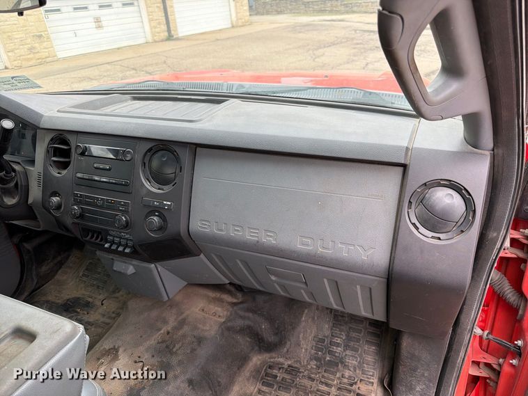 image for item FN1519 2011 Ford F250 Super Duty pickup truck
