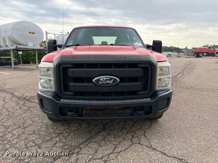 image for item FN1520 2011 Ford F250 Super Duty Crew Cab utility bed pickup truck