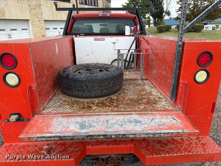 image for item FN1520 2011 Ford F250 Super Duty Crew Cab utility bed pickup truck