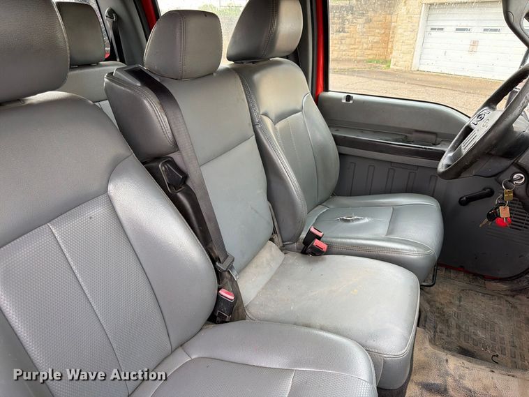 image for item FN1520 2011 Ford F250 Super Duty Crew Cab utility bed pickup truck