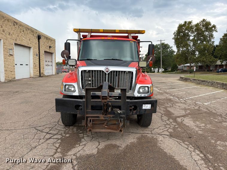 image for item FN1521 2007 International 7400 dump truck