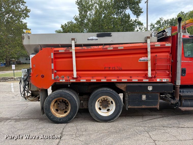 image for item FN1521 2007 International 7400 dump truck
