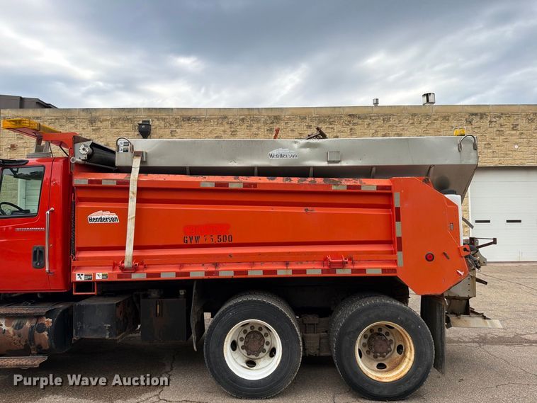 image for item FN1521 2007 International 7400 dump truck