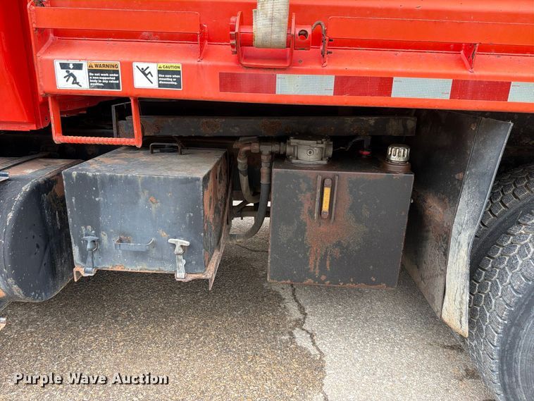 image for item FN1521 2007 International 7400 dump truck