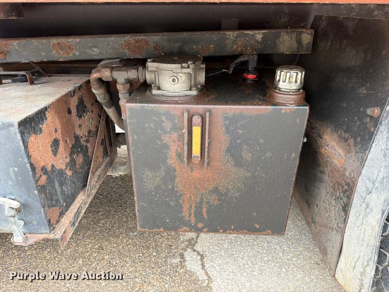 image for item FN1521 2007 International 7400 dump truck