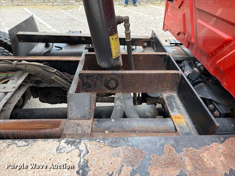 image for item FN1521 2007 International 7400 dump truck