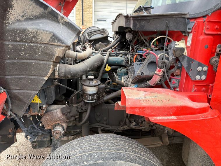 image for item FN1521 2007 International 7400 dump truck